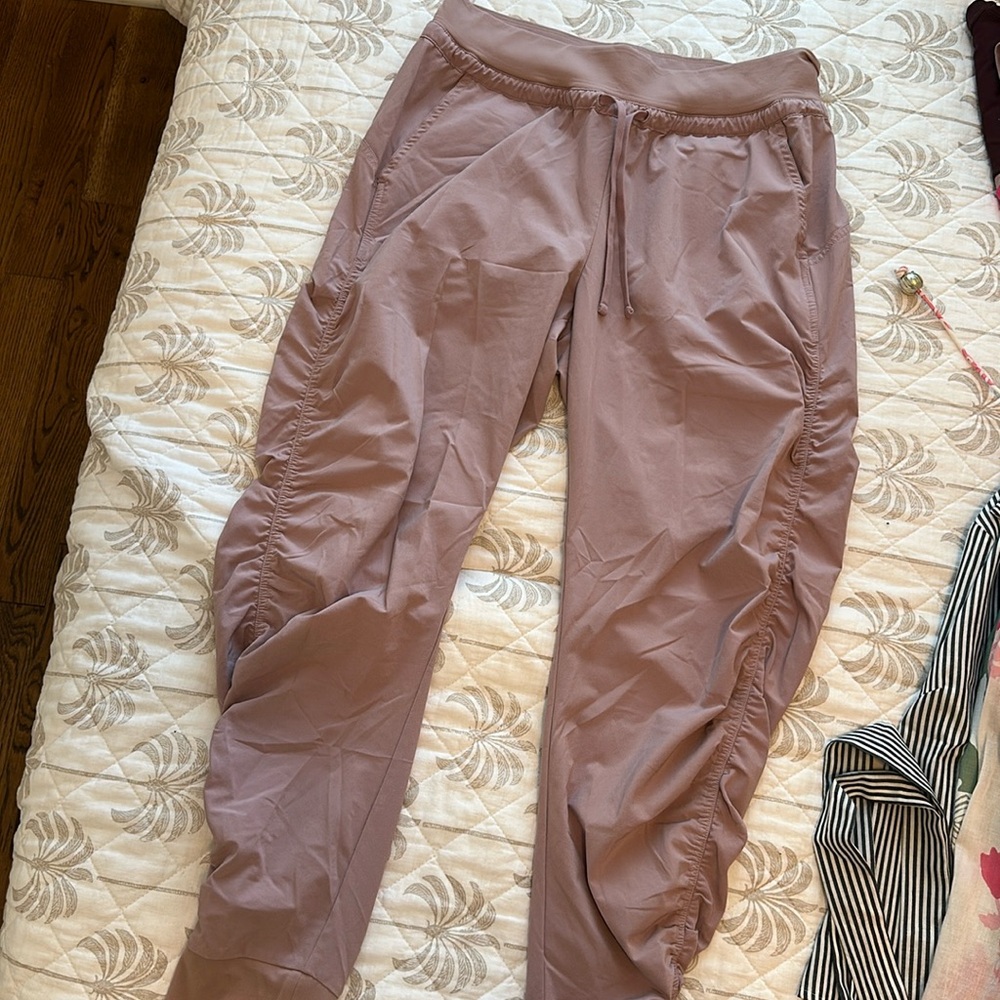 Athleta - travel pant jogger